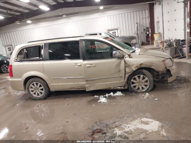Продажа на аукционе авто 2011 Chrysler Town & Country Touring-l, vin: 2A4RR8DG6BR616663, номер лота: 44637625
