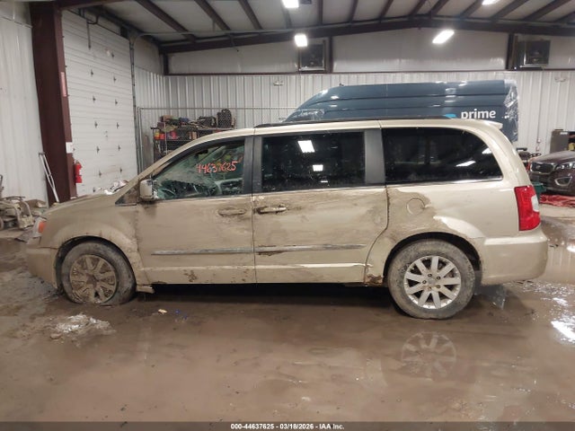 Продажа на аукционе авто 2011 Chrysler Town & Country Touring-l, vin: 2A4RR8DG6BR616663, номер лота: 44637625