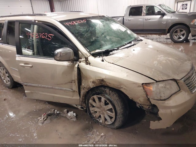 Продажа на аукционе авто 2011 Chrysler Town & Country Touring-l, vin: 2A4RR8DG6BR616663, номер лота: 44637625