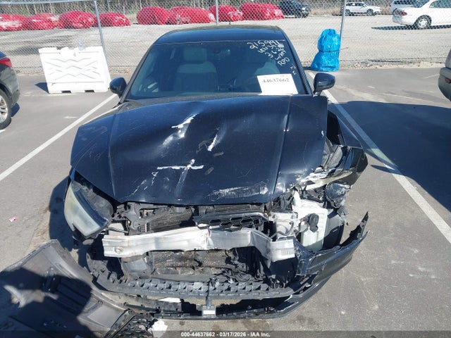 2017 Audi A3 2.0t Premium მანქანა იყიდება აუქციონზე, vin: WAUAUGFF3H1073928, აუქციონის ნომერი: 44637662