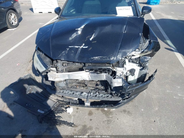 2017 AUDI A3 WAUAUGFF3H1073928 Photo 5