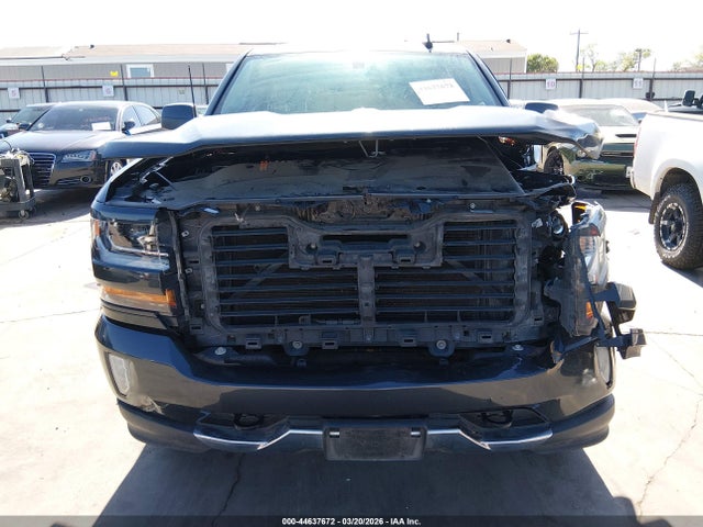 44637672 :رقم المزاد ، 3GCUKREC6JG267207 vin ، 2018 Chevrolet Silverado 1500 2lt مزاد بيع