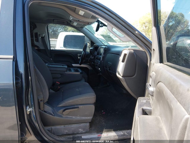 44637672 :رقم المزاد ، 3GCUKREC6JG267207 vin ، 2018 Chevrolet Silverado 1500 2lt مزاد بيع