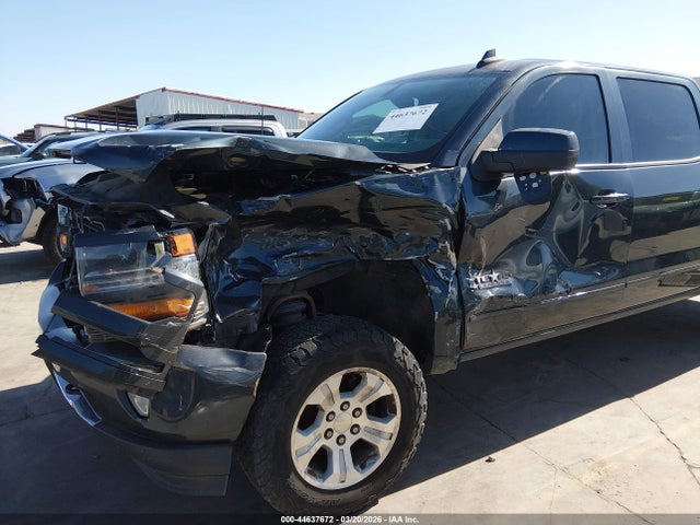 44637672 :رقم المزاد ، 3GCUKREC6JG267207 vin ، 2018 Chevrolet Silverado 1500 2lt مزاد بيع