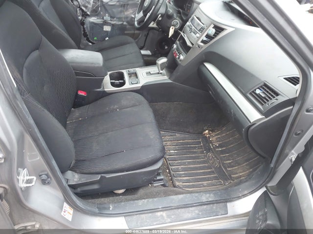 44637689 :رقم المزاد ، 4S3BMBG65B3263993 vin ، 2011 Subaru Legacy 2.5i Premium مزاد بيع