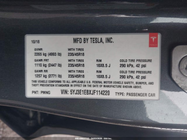 2018 TESLA MODEL 3 5YJ3E1EBXJF114220 Photo 8