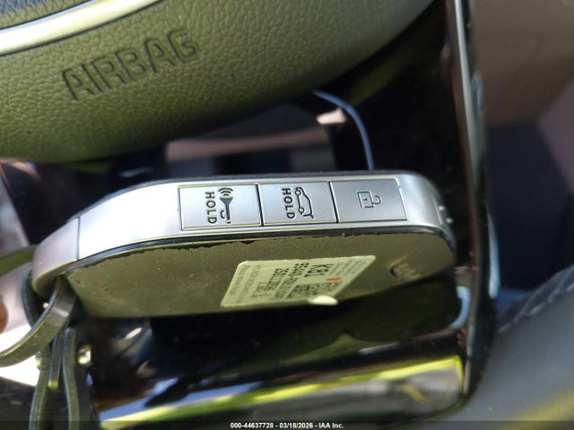 Продажа на аукционе авто 2025 Kia Carnival Mpv Ex, vin: KNDNC5K39S6536561, номер лота: 44637728
