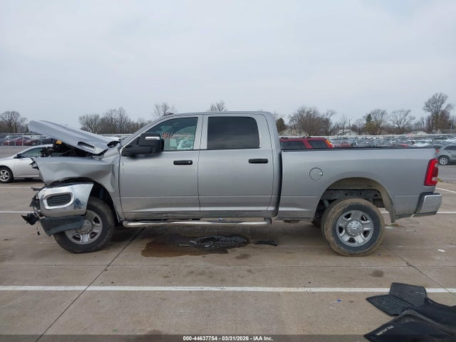 44637754 :رقم المزاد ، 3C6UR5CJ5PG591481 vin ، 2023 Ram 2500 Tradesman  4x4 6'4 Box مزاد بيع