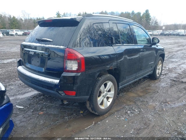 2016 Jeep Compass Sport მანქანა იყიდება აუქციონზე, vin: 1C4NJDBB1GD521594, აუქციონის ნომერი: 44637759