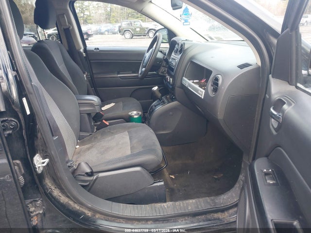 2016 Jeep Compass Sport მანქანა იყიდება აუქციონზე, vin: 1C4NJDBB1GD521594, აუქციონის ნომერი: 44637759