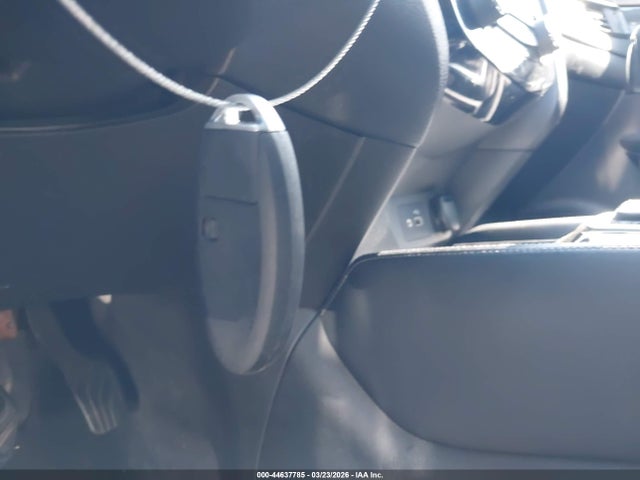 JN8AT2MT3JW465077 Nissan Rogue Sl