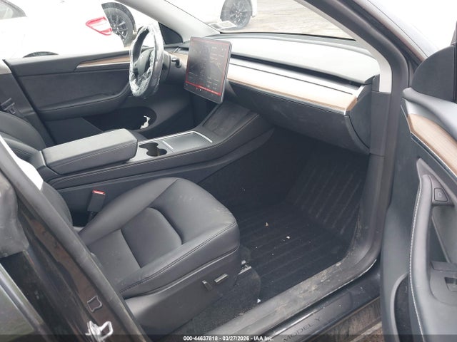 2024 TESLA MODEL Y 7SAYGDED5RF194205 Photo 4