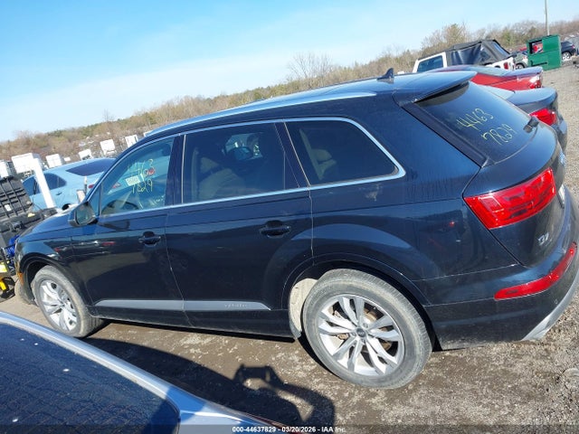 Продажа на аукционе авто 2017 Audi Q7 2.0t Premium, vin: WA1LHAF74HD049927, номер лота: 44637829