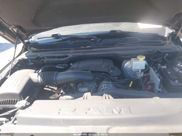 2021 Ram 1500 Big Horn  4x2 6'4 Box მანქანა იყიდება აუქციონზე, vin: 1C6RREBTXMN828543, აუქციონის ნომერი: 44637838