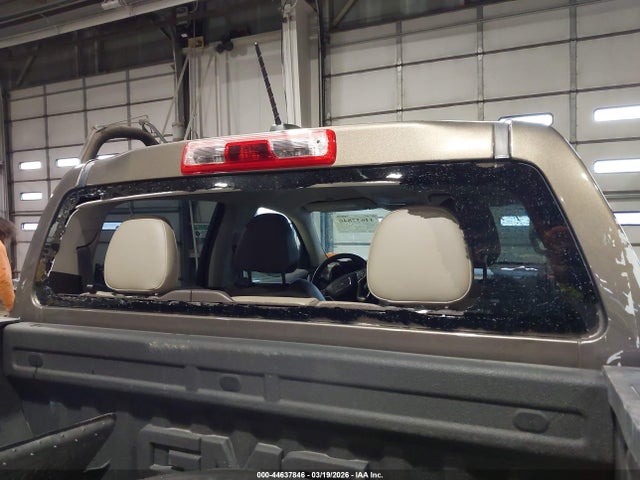 1GTG6CE31F1126470 GMC CANYON SLT