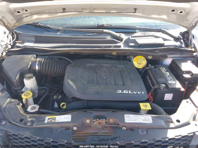 2C4RDGBG7JR202274 Dodge Grand Caravan Se Plus