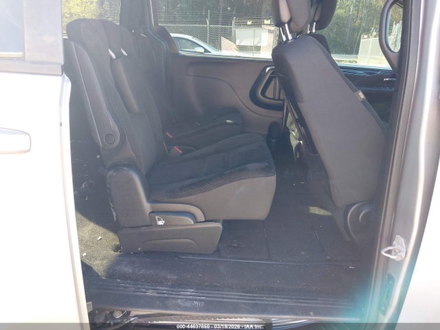 2C4RDGBG7JR202274 Dodge Grand Caravan Se Plus