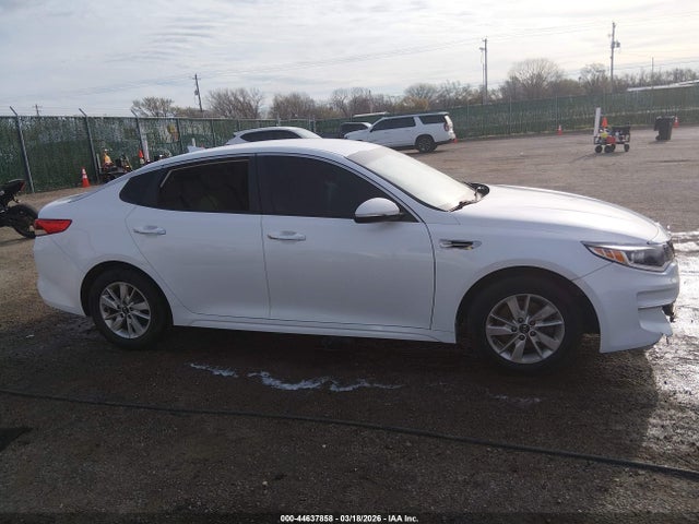 5XXGT4L33HG174156 KIA Optima Lx