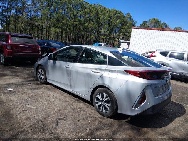 2017 TOYOTA PRIUS PRIME JTDKARFP0H3010861 Photo 2