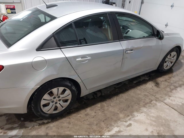 1G1PC5SH2G7174751 Chevrolet Cruze Limited Ls Auto