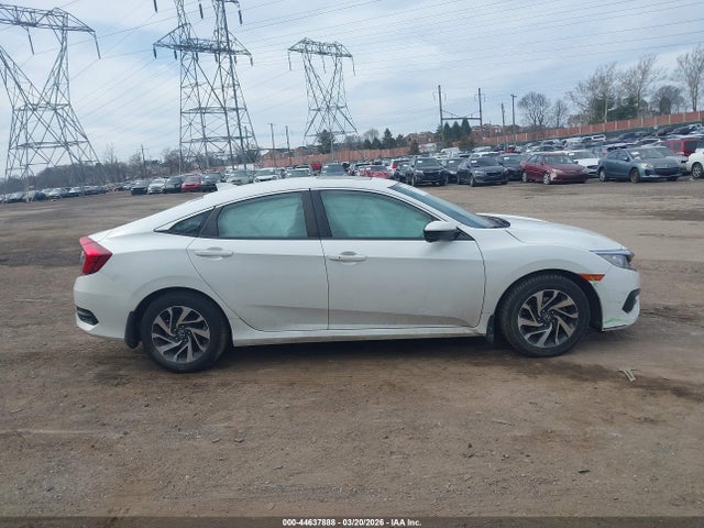 Honda CIVIC EX 2018 2HGFC2F70JH523003 Image 14