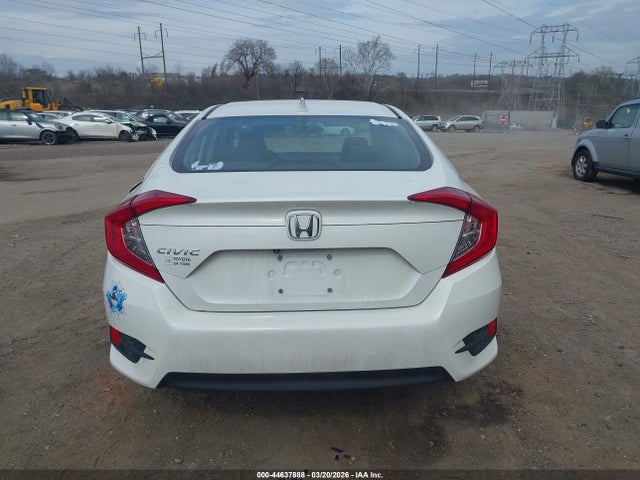 Honda CIVIC EX 2018 2HGFC2F70JH523003 Image 17