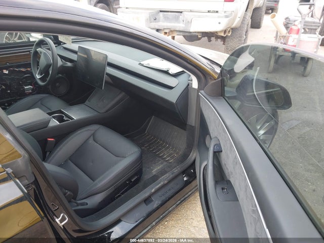 Продаж на аукціоні авто 2024 Tesla Model 3 Long Range Dual Motor All-wheel Drive, vin: 5YJ3E1EB0RF789988, номер лоту: 44637892