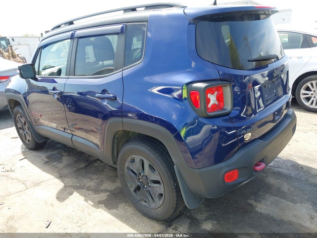 2018 Jeep Renegade Trailhawk 4x4 მანქანა იყიდება აუქციონზე, vin: ZACCJBCB7JPH42507, აუქციონის ნომერი: 44637906