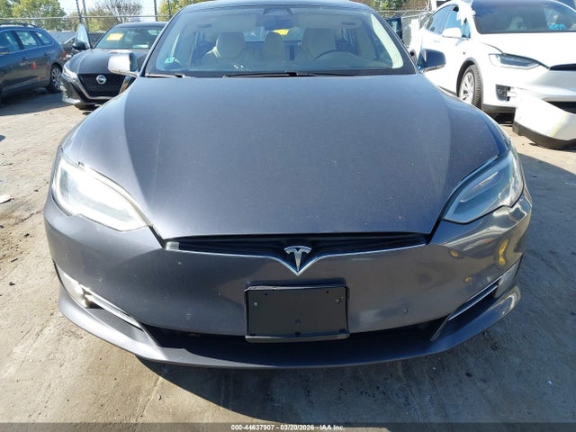 Продажа на аукционе авто 2018 Tesla Model S 100d/75d/p100d, vin: 5YJSA1E24JF297752, номер лота: 44637907