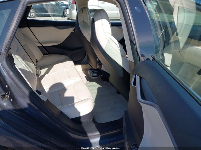 Продажа на аукционе авто 2018 Tesla Model S 100d/75d/p100d, vin: 5YJSA1E24JF297752, номер лота: 44637907