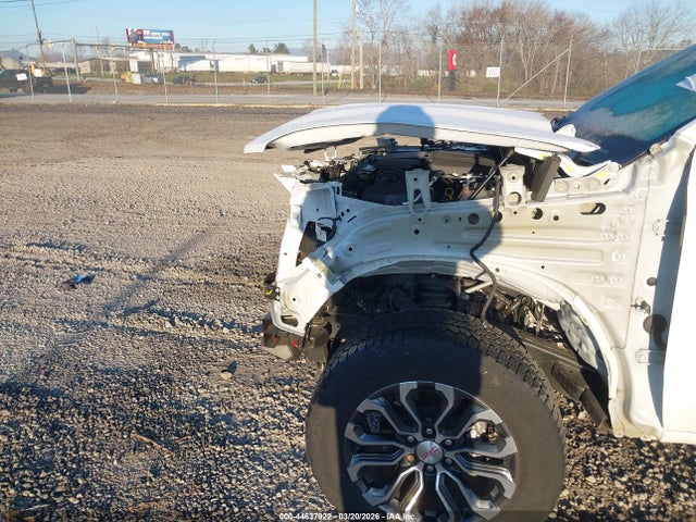 1GTP6FEK9P1260637 GMC Canyon 4wd Short Box Denali
