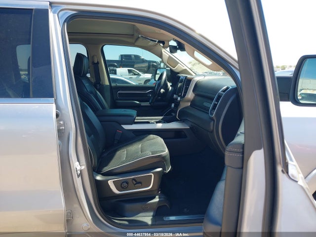 2019 Ram 1500 Laramie  4x2 5'7 Box მანქანა იყიდება აუქციონზე, vin: 1C6RREJT9KN519399, აუქციონის ნომერი: 44637954