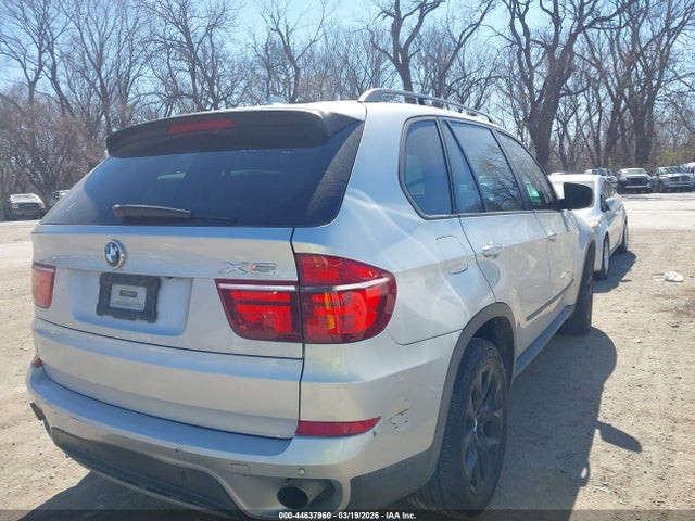 2012 BMW X5 5UXZV4C52CL752775 Photo 3