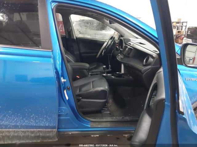 2017 TOYOTA RAV4 HYBRID JTMDJREV2HD142846 Photo 4