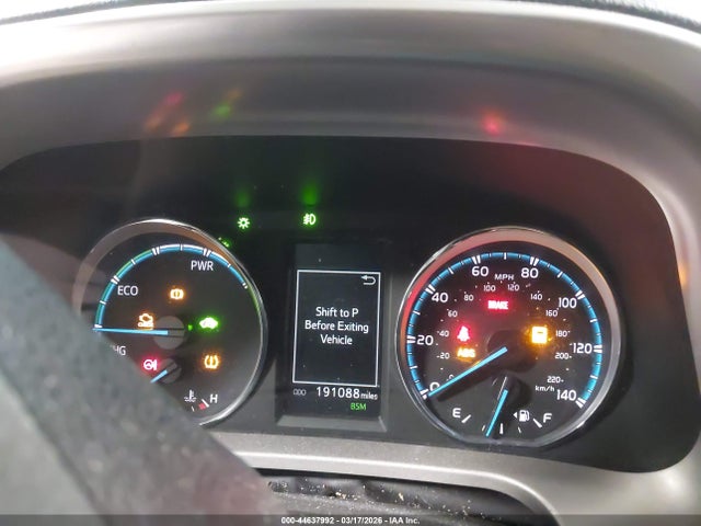 2017 TOYOTA RAV4 HYBRID JTMDJREV2HD142846 Photo 6