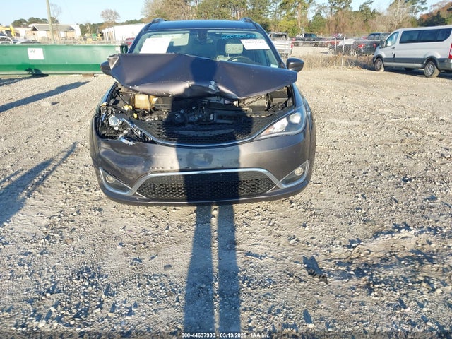 Продаж на аукціоні авто 2017 Chrysler Pacifica Touring-l, vin: 2C4RC1BG7HR501838, номер лоту: 44637993