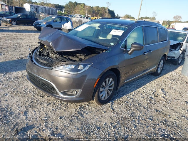 Продаж на аукціоні авто 2017 Chrysler Pacifica Touring-l, vin: 2C4RC1BG7HR501838, номер лоту: 44637993
