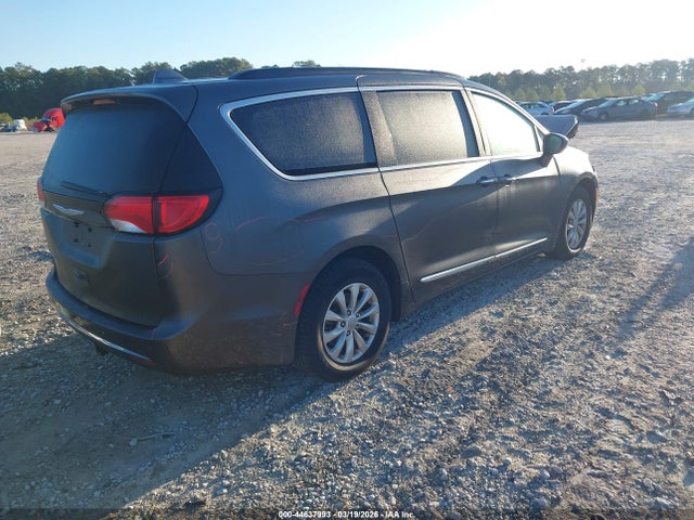 Продаж на аукціоні авто 2017 Chrysler Pacifica Touring-l, vin: 2C4RC1BG7HR501838, номер лоту: 44637993