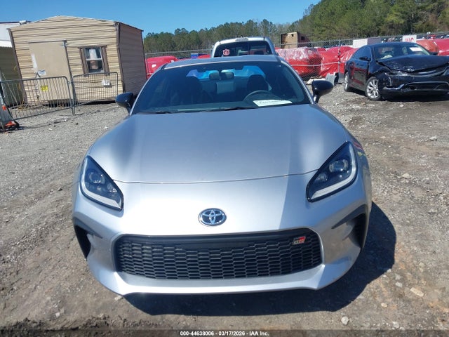 44638006 :رقم المزاد ، JF1ZNBE13S8756664 vin ، 2025 Toyota Gr86 Premium مزاد بيع