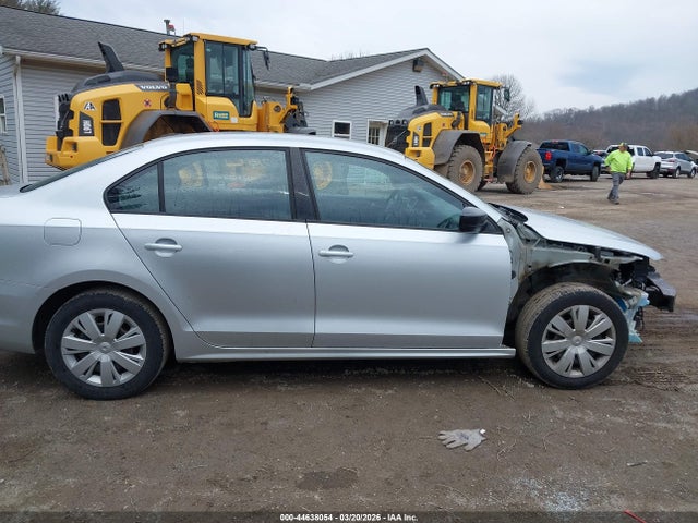 Aukcja sprzedaży 2011 Volkswagen Jetta 2.0l S, vin: 3VW2K7AJ1BM118963, numer aukcji: 44638054