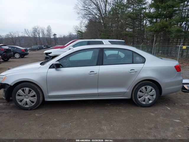Aukcja sprzedaży 2011 Volkswagen Jetta 2.0l S, vin: 3VW2K7AJ1BM118963, numer aukcji: 44638054