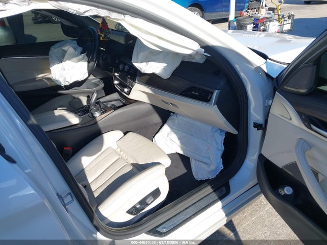 Продаж на аукціоні авто 2022 Bmw 530 I, vin: WBA53BH05NWX51805, номер лоту: 44638058