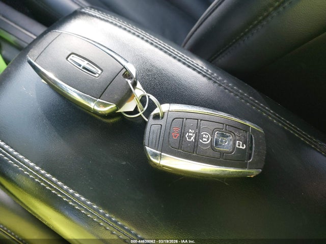 2017 LINCOLN MKC 5LMCJ2D98HUL04950 Photo 10