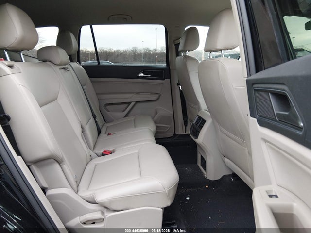 Продаж на аукціоні авто 2018 Volkswagen Atlas 3.6l V6 Se W/technology, vin: 1V2PR2CA1JC575727, номер лоту: 44638099
