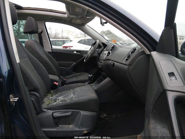 Продажа на аукционе авто 2012 Volkswagen Tiguan S, vin: WVGBV7AX7CW605242, номер лота: 44638116