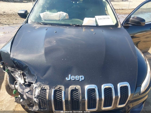 Jeep Cherokee Latitude 2016 1C4PJMCS3GW175897 Image 10