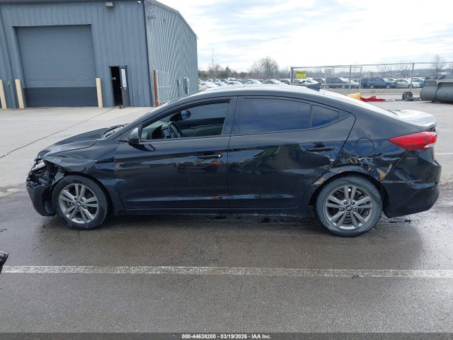Hyundai Elantra Value Edition 2018 5NPD84LF3JH337123 Image 14