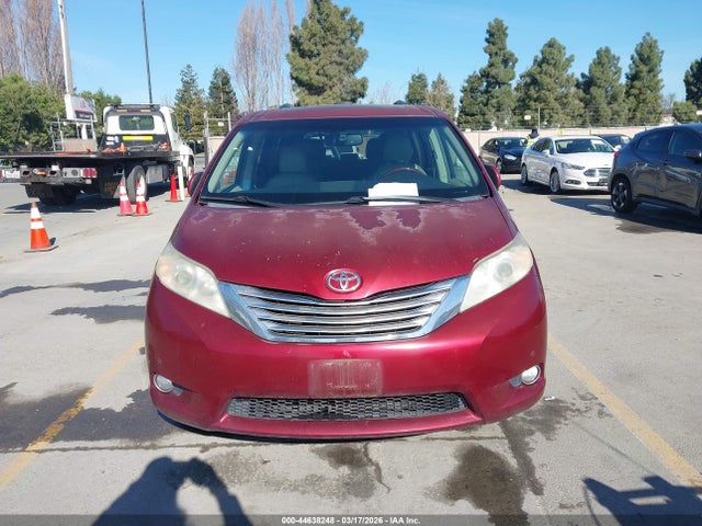 2011 TOYOTA SIENNA 5TDYK3DC0BS021577 Photo 5