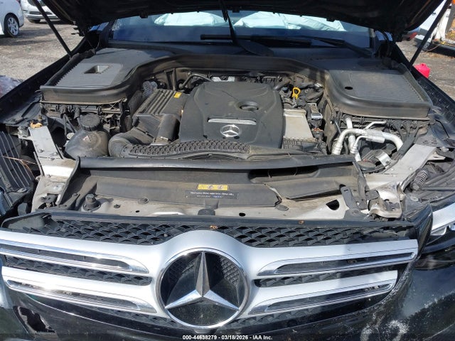2018 Mercedes-benz Glc 300 მანქანა იყიდება აუქციონზე, vin: WDC0G4JB0JV101833, აუქციონის ნომერი: 44638279