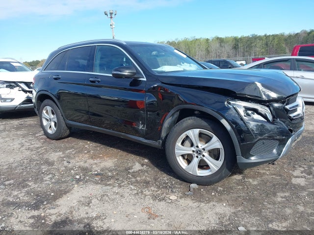 2018 Mercedes-benz Glc 300 მანქანა იყიდება აუქციონზე, vin: WDC0G4JB0JV101833, აუქციონის ნომერი: 44638279